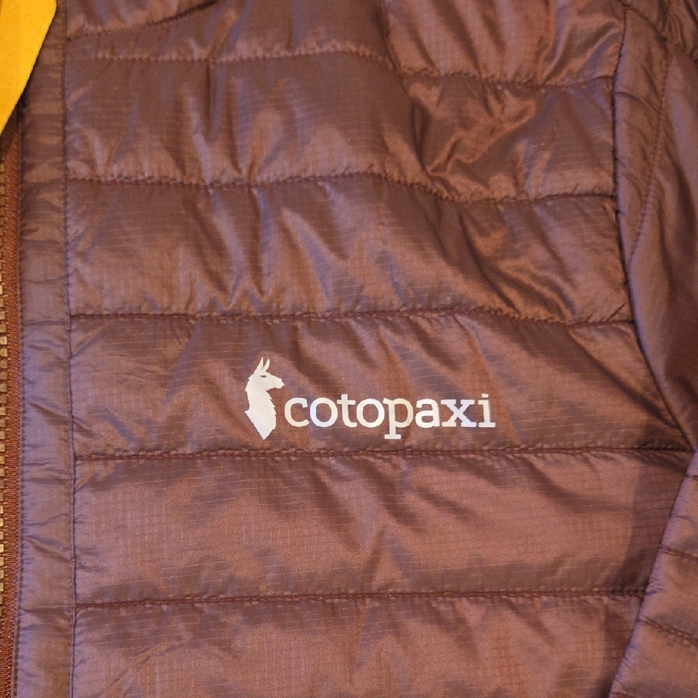 Cotopaxi Maroon Quilted Womens Jacket - Picture 2 of 7